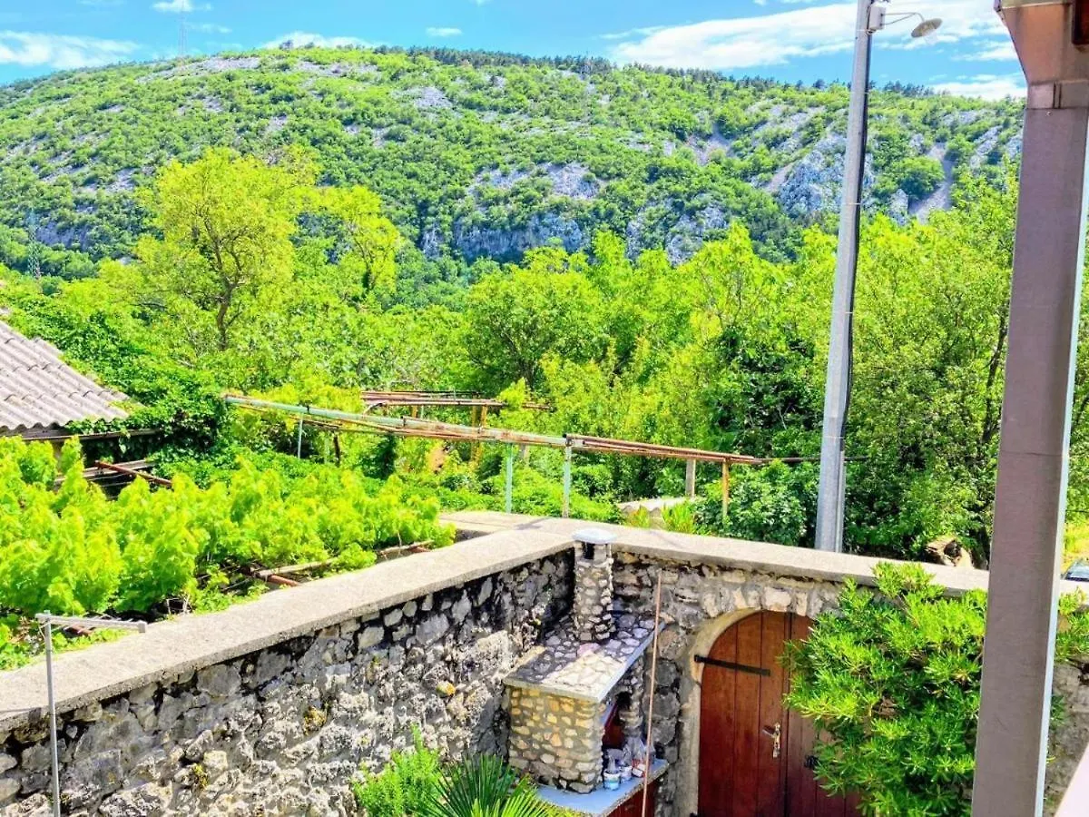 Grižane Apartman Sara